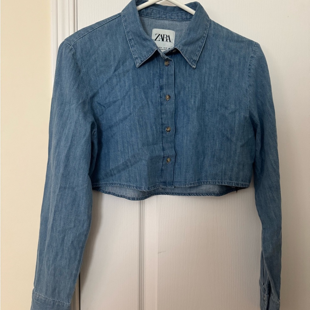 Zara Blue Long Sleeve Cropped Button Down Shirt